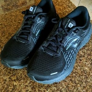 Brand New Brook Adrenaline 21 - Never Run in